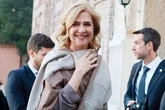 La Infanta Cristina celebra los 60 con cuatro "hijos fantásticos" y de mano derecha de su padre