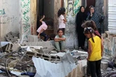Ataques israelíes matan a al menos 32 personas en Gaza mientras Netanyahu ignora los llamamientos internacionales de alto el fuego