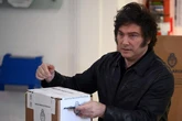 Los desencantados con Javier Milei: su círculo cercano, gobernadores y los propios argentinos