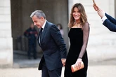 Carla Bruni, de abominar de la monogamia a convertirse en la abnegada mujer del preso Sarkozy