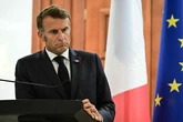 Macron intenta contener las turbulencias financieras, pero su prima de riesgo ya supera en 20 puntos a la española