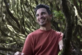 Lo nuevo de Javier Castillo, más profundo que nunca: "Perdí a un amigo de 35 años que falleció de manera muy traumática, me dejó pensando en todos los planes y sueños que se pierden"