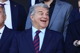 El fútbol maquilla el mandato de Laporta: tres títulos frente al caso Negreira, las obras del Camp Nou, la inscripción de Olmo...