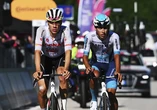 La intrahistoria de la inesperada 'pájara' que deja a Juan Ayuso sin Giro: frío, dolor de rodilla, sin "feeling desde la salida" y sin "excusas"