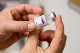 Francia utilizar la vacuna de AstraZeneca para personas de 65 aos