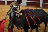 López Chaves corta la única oreja a una complicada corrida de Miura en Cuéllar