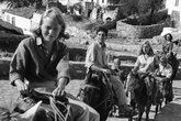 La serie de Leonard Cohen y Marianne: una década de amor y drogas en el paraíso que terminó fatal