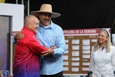 Nicolás Maduro, a rebufo electoral de la inhabilitada María Corina Machado