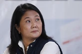 Keiko Fujimori reaparece para denunciar "indicios de fraude" en las mesas electorales