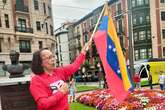 Glenn Cabello, la hermanísima del chavismo con un extraño consulado en Bilbao entre cariños de Bildu