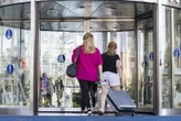Así son los hoteles para turistas con Covid: cuarentena en habitación doble y pensión completa gratis