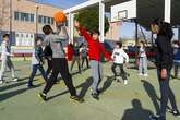 Vuelta al 'modelo EGB' para que los niños no se desarraiguen y rindan más: 