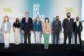 Homenaje a los profesionales sanitarios por su labor admirable