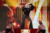 España lleva al éxtasis al público de Eurovisión en su primera actuación