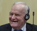 La Haya ratifica la cadena perpetua para el ex militar serbobosnio Ratko Mladic por crímenes de guerra