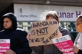 Keir Starmer anticipa que acabará con el plan para deportar inmigrantes a Ruanda