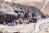 El Cabildo de Tenerife limita las subidas a pie al Teide tras tener que evacuar los últimos tres días a 130 personas que subieron de forma imprudente