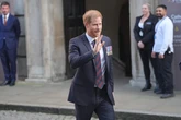 Los desplantes y 'castigos' a Harry durante su visita a Londres agrandan la grieta abierta en la familia real británica