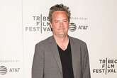 El padrastro y la hermana de Matthew Perry rompen su silencio casi un año después del fallecimiento del actor: 