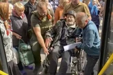 La ofensiva ucraniana en Rusia cesará si Moscú acepta una "paz justa", afirma Kiev