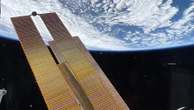 Ученые предположили способность черных дыр создавать высокоэнергетические лучи