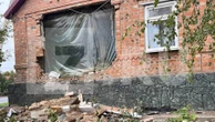 Дочь авторитета Цапка врезалась на автомобиле в дом под Таганрогом