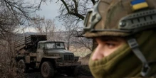 Залишають «верблюдів» і прориваються під землею. NYT про спроби росіян продавити оборону Авдіївки і критичний брак ресурсів у ЗСУ