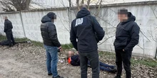 ДБР заявило про затримання військового, який пішов у СЗЧ та займався збутом психотропів на Волині