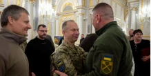 «Різник» поведе у бій. Навіщо Зеленський змінив головнокомандувача ЗСУ — реакція світових ЗМІ