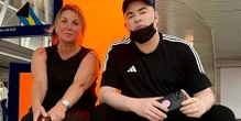 Зі сцени в Одесі. Андрій Данилко в образі Сердючки відповів на критику Ірини Фаріон