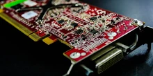 У скільки торгові війни Трампа обійдуться американським виробникам чипів — Reuters