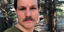 «Служу українському народу». Учасник гурту KAZKA Дмитро Мазуряк поповнив лави ЗСУ