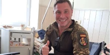 «В ньому було стільки жаги до життя». У Superhumans вшанували пам’ять хореографа Антона Смецького, який з протезом повернувся на фронт