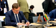 Бронемашини М113, боєприпаси та дрони. Міністр оборони Литви оголосив про новий пакет допомоги Україні під час Рамштайну-23