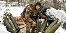«Ситуація на фронті жахлива». Україні загрожує критична нестача західних боєприпасів — Financial Times