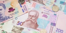 Доплата до пенсії: кому призначають надбавку за дітей, розмір допомоги та як її оформити