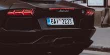 У Lamborghini пояснили, чому не збираються випускати електричний суперкар