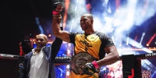 Нокаутував за секунди. Чемпіон PFL Ренан Феррейра зганьбив короля хевівейту Bellator Райана Бейдера — відео