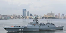 Російські військові кораблі з ракетами Циркон і Калібр зайшли в порт Куби: у США не вважають це загрозою
