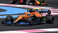 Hot mic picks up laughable Ricciardo blunder