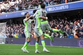 Premier League title: Man City rout Chelsea to close gap on Arsenal