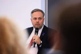Home Affairs suspends two directors after ‘AI hallucinations’ in key immigration policy