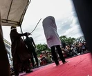 Molestował córkę. Zostanie publicznie wychłostany kijem