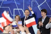 Pomorskie. Trzaskowski miażdży rywali