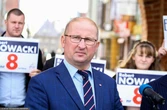 Od fikcyjnego etatu w TVP do władz PiS. Spytaliśmy, czy oddał pieniądze od telewizji