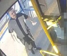 Wstyd na cały kraj. Polak "popisał się" w autobusie, obcokrajowiec ranny