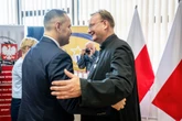 Kapelan prezydenta jest z opcji Karola Nawrockiego. I co w tym szokującego? [OPINIA]