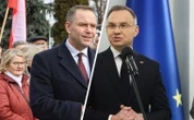 Problem Nawrockiego. Miliony mniej od Dudy