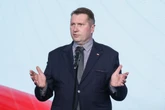 Czarnek oburzony wpisem Tuska. "Załamanie polityki zagranicznej"