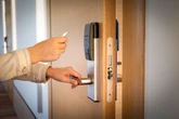 Majówkowe oferty w polskich hotelach. Konsultacja zdrowotna w cenie za pokój